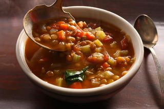 http://search.chow.com/thumbnail/320/0/www.chowstatic.com/assets/2014/09/29342_basic_lentil_soup_3000x2000.jpg